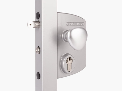 Накладной электрический замок, нормально закрытый под квадратный профиль 40 до 60 мм, цвет  SILV, 3006R - Круглая ручка из алюминия и Личинка: VSZ - разные ключи